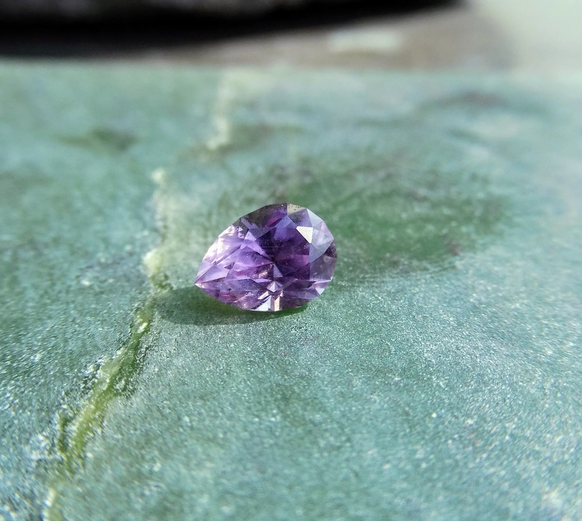 0.99ct COLOR CHANGE PINK/PURPLE MONTANA SAPPHIRE