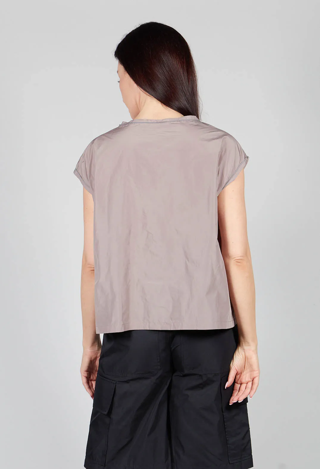 CIAN Top in Grey Brown