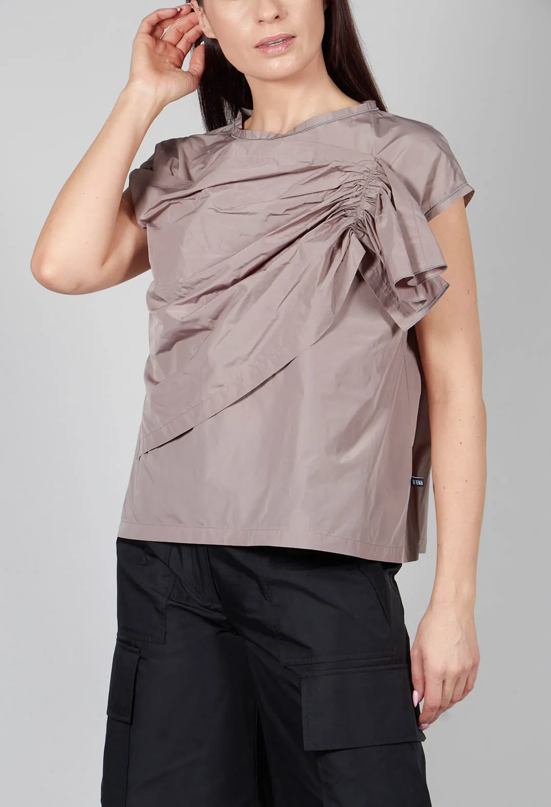 CIAN Top in Grey Brown