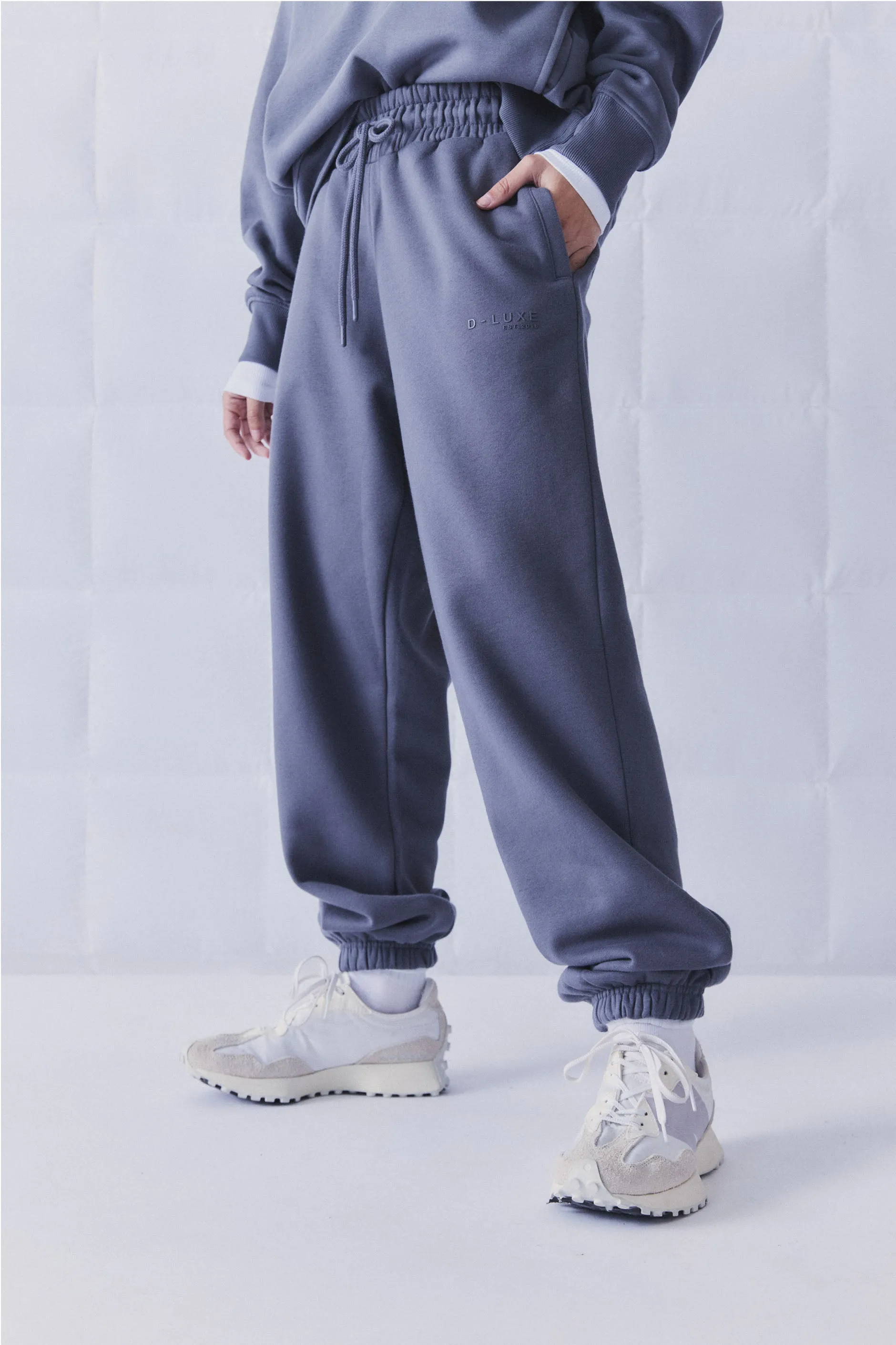 D-Luxe Essential Track Pant