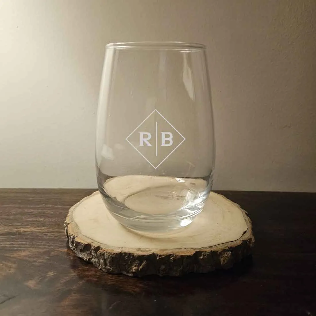 Engraved Wine Glasses with Initial on Stemless Cocktail / Whiskey Glass 400 ML