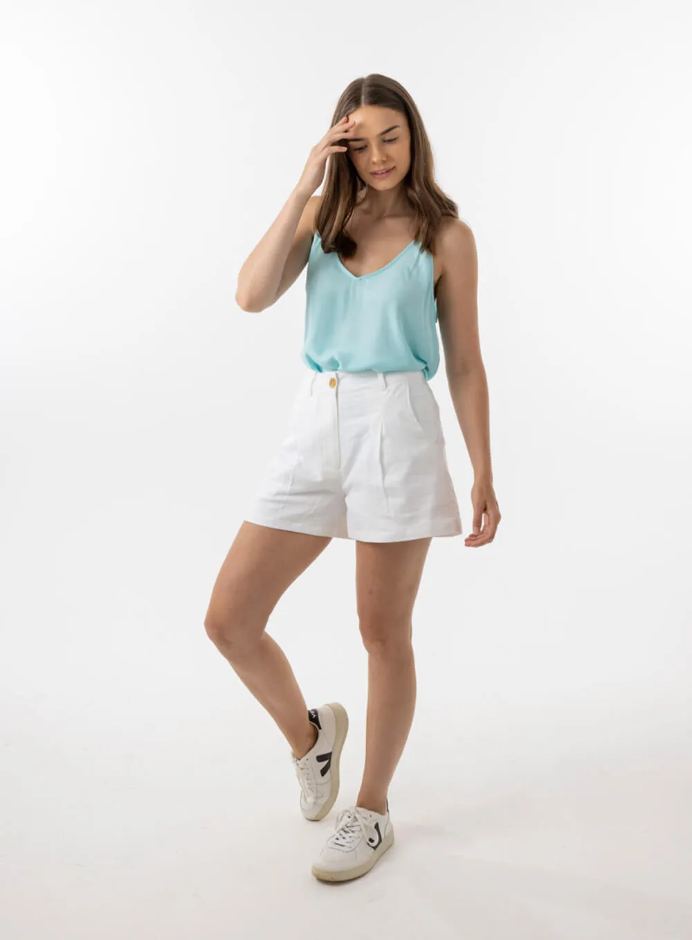 Eva Linen Short-White