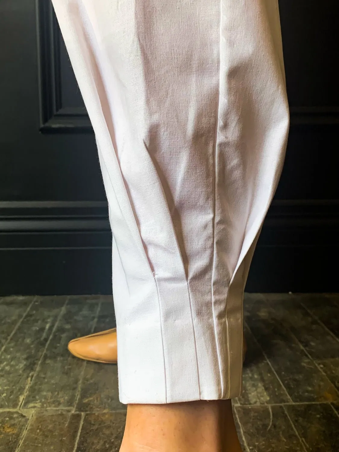 LES PRAIRIES DE PARIS - Oscar Pant in White